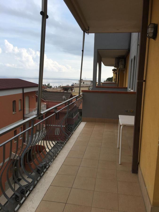 Residence La fenice FF Giardini-Naxos Extérieur photo